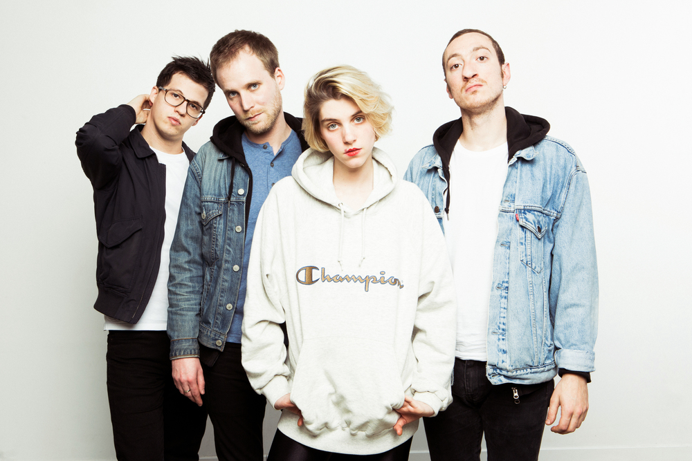 MOODO�D_full band_pink background_landscape (c) 2014 FIONA TORRE.jpg